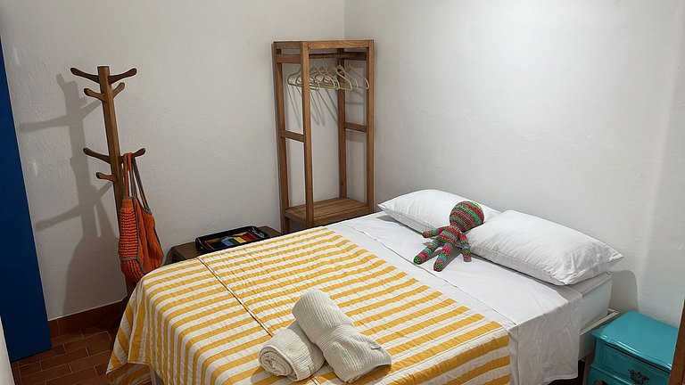 Suíte em Casa Pé no Rio e de Frente para o Mar