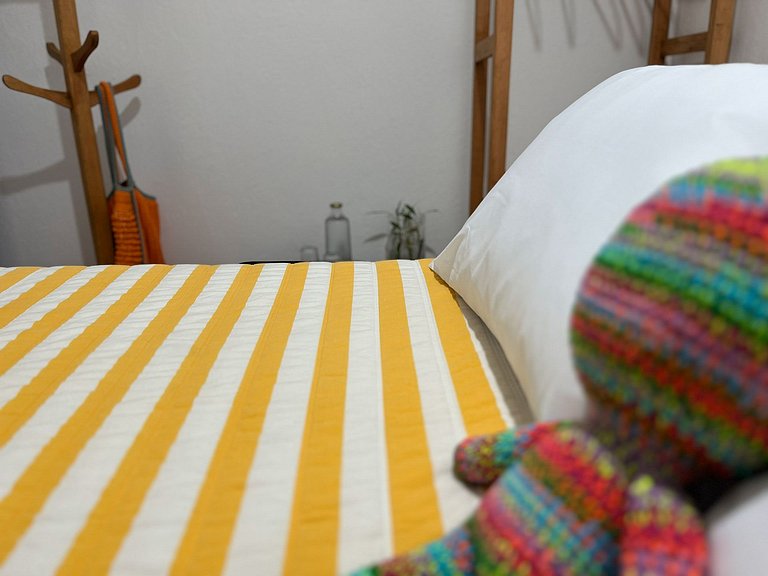 Suíte em Casa Pé no Rio e de Frente para o Mar