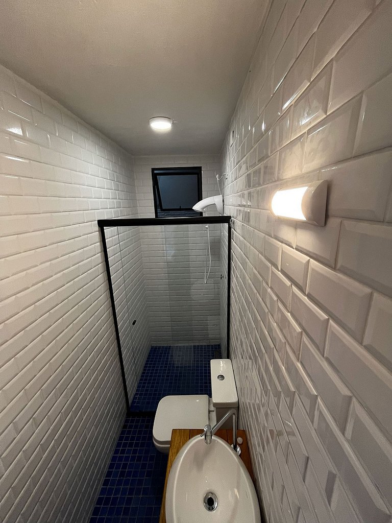 Casa de frente para a praia e com pé no rio Una